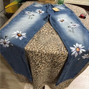 Lilicoth Women's Blue Boot Cut Jeans with daisy floral design size small new !
